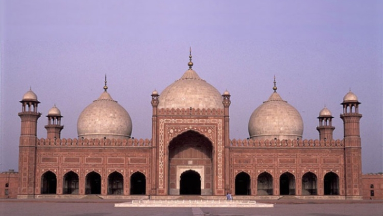 To γήπεδο έγινε... τζαμί