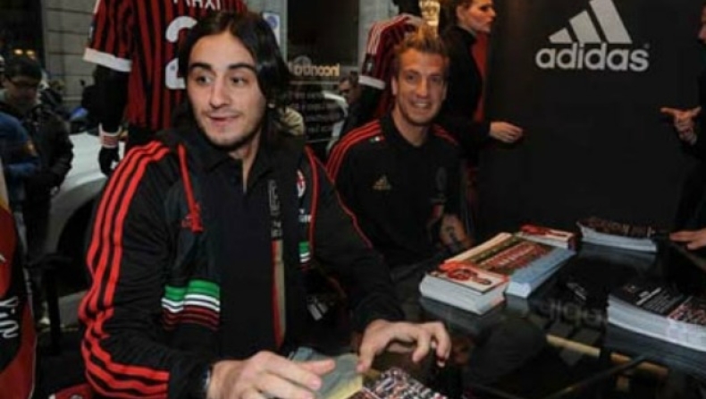 Ξεκαθαρίζει για Μάξι και Ακουιλάνι