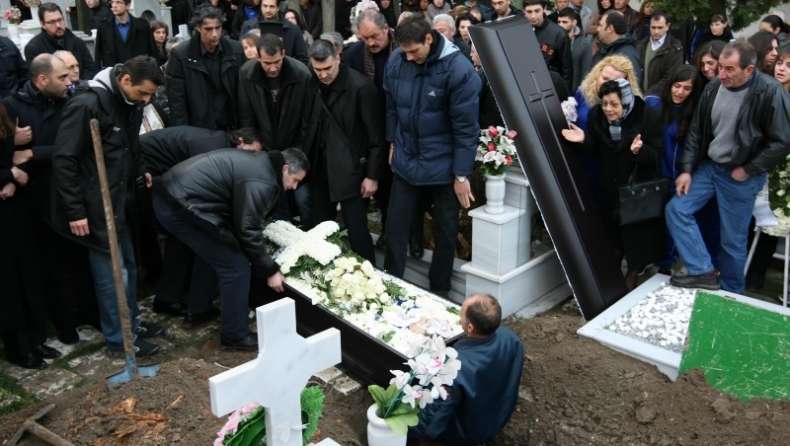 Στα ουράνια ο... αετός (pics)!