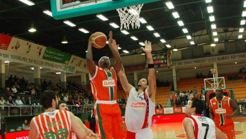 Πρώτο βήμα για τα ημιτελικά η Μπάνβιτ