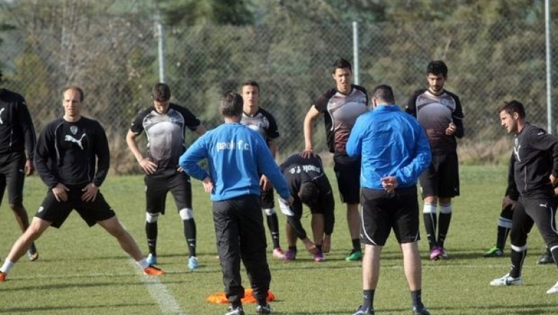 Προσγειωμένοι και ετοιμοπόλεμοι