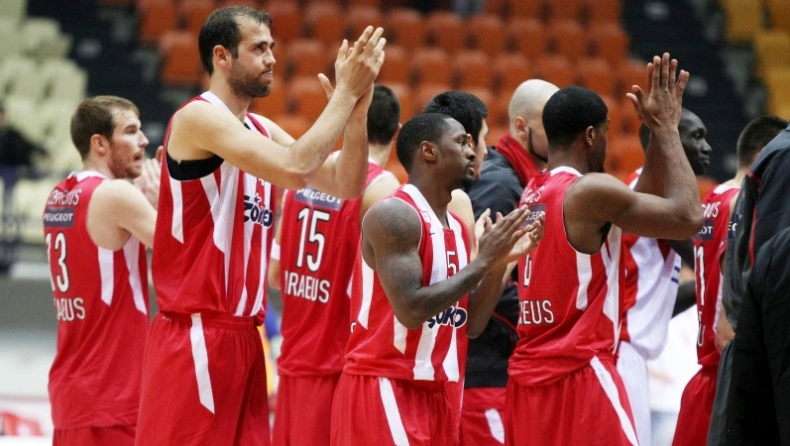 Είναι αρκετή η εμφάνιση με τη Νανσί;