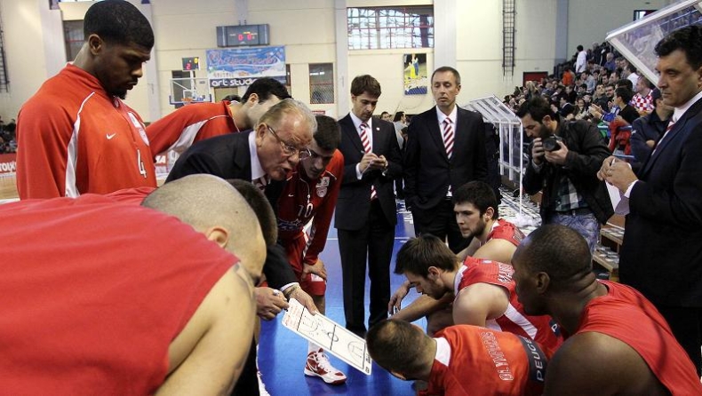 Κρατάει το πρώτο ημίχρονο ο «Ντούντα»