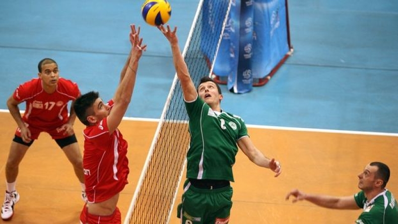 Σε Ρέντη και Μίκρα τα βλέμματα