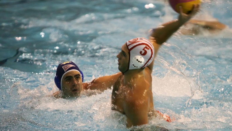 Μόνος πρώτος ο Ολυμπιακός