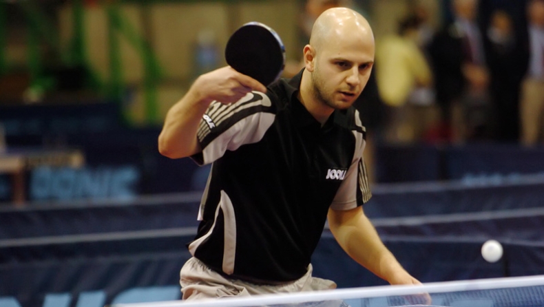 Πρόκριση για Παπαγεωργίου