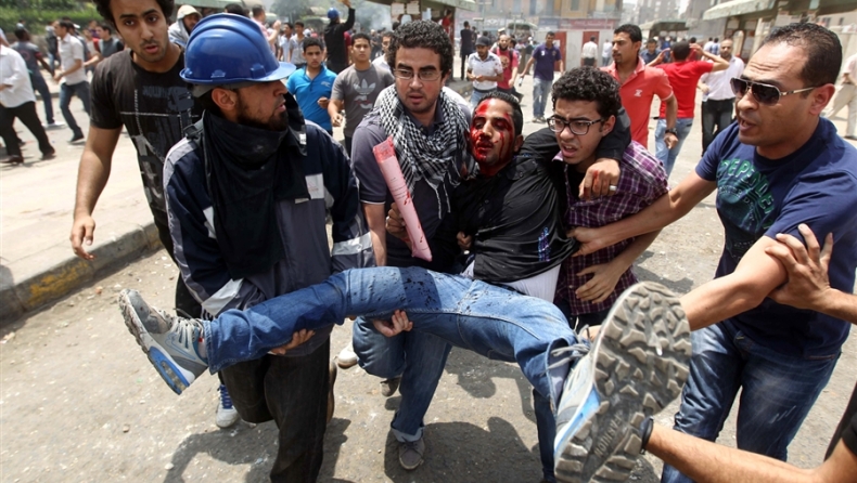 Δύο νεκροί και 130 τραυματίες στην Αίγυπτο