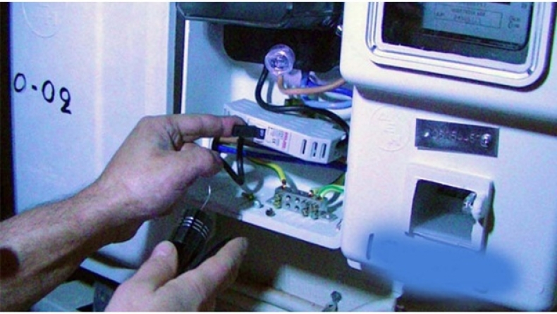 Έκοψαν το ρεύμα σε οκταμελή οικογένεια‏