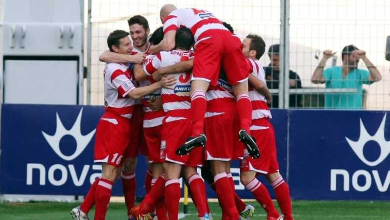 H Παναγιά διάλεξε… πάλι Πλατανιά! (vids)