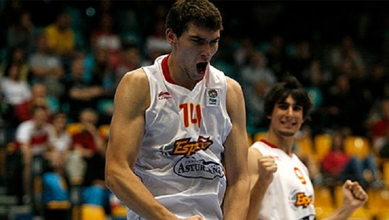 Πρωταθλητές Ευρώπης οι Ισπανοί