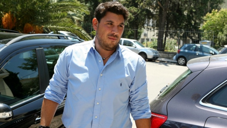 «Μην ενοχλείτε τους ποδοσφαιριστές μας»