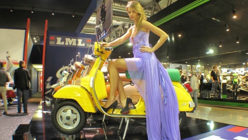 Τα νέα Mega σκούτερ (vids & pics)