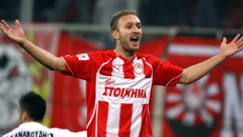 Ψάχνει απεγνωσμένα ομάδα