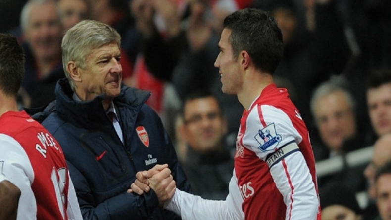 Διαψεύδει ο Φαν Πέρσι