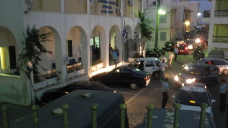 «Ο Αλί είναι στο γραφείο σας»