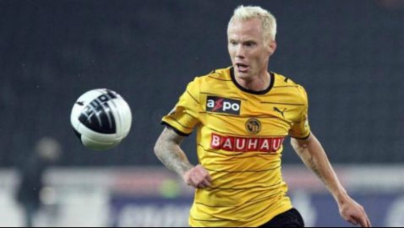 Τέσσερις στο προσκήνιο...