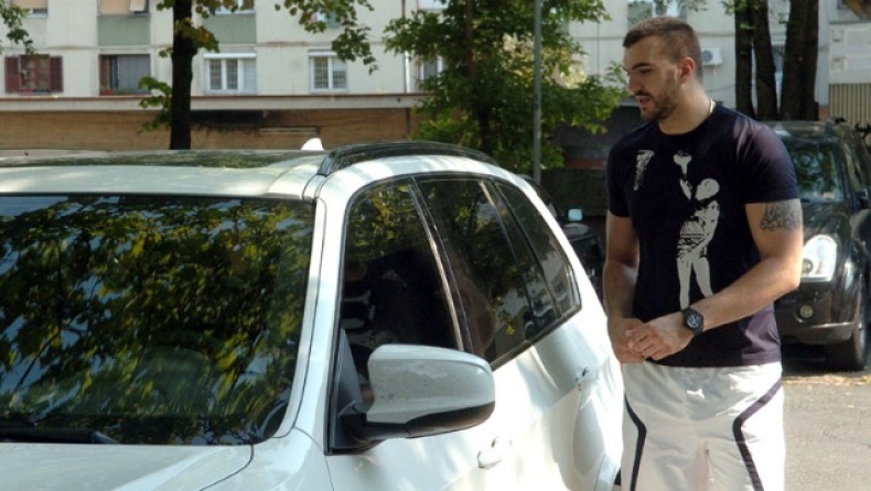 Εγχείρηση για Πέκοβιτς