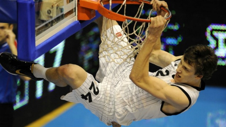 Θέλει να επιστρέψει ο Βέσελι