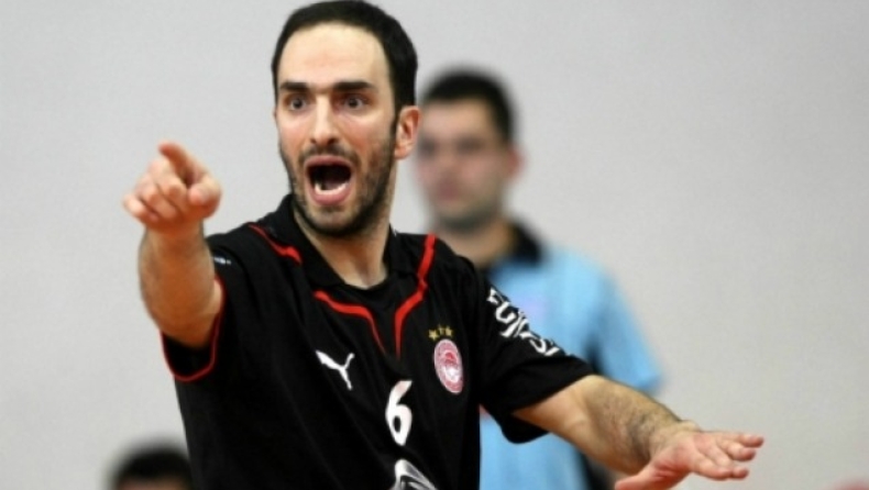 Στην αναμονή ο Στεφάνου