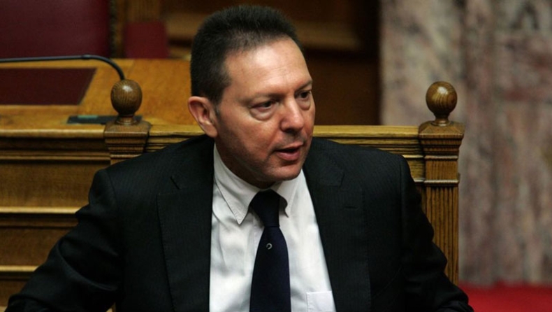 Ο Στουρνάρας δέχεται απειλές