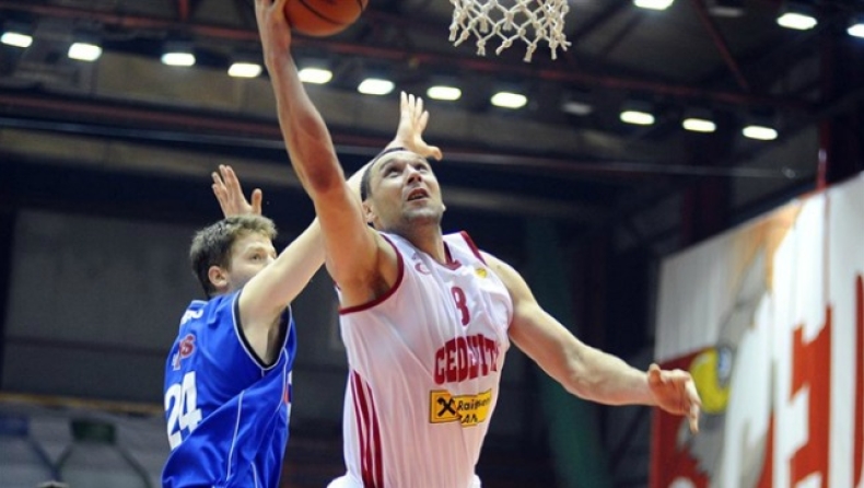 Στη γ' παράταση η Ολίμπια!