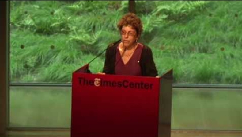 Σβάστικα και... σκόνη σε δημοσιογράφο!