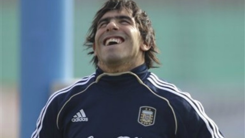 Το σκέφτεται για Τέβες η Σίτι