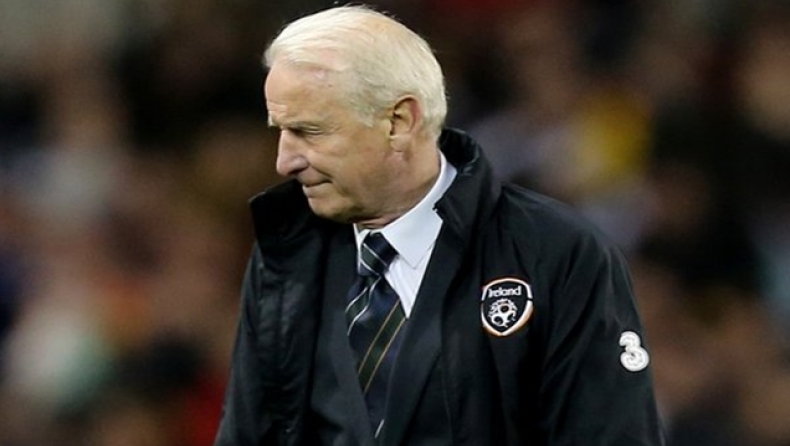 Κοιτάζει μπροστά ο Τραπατόνι