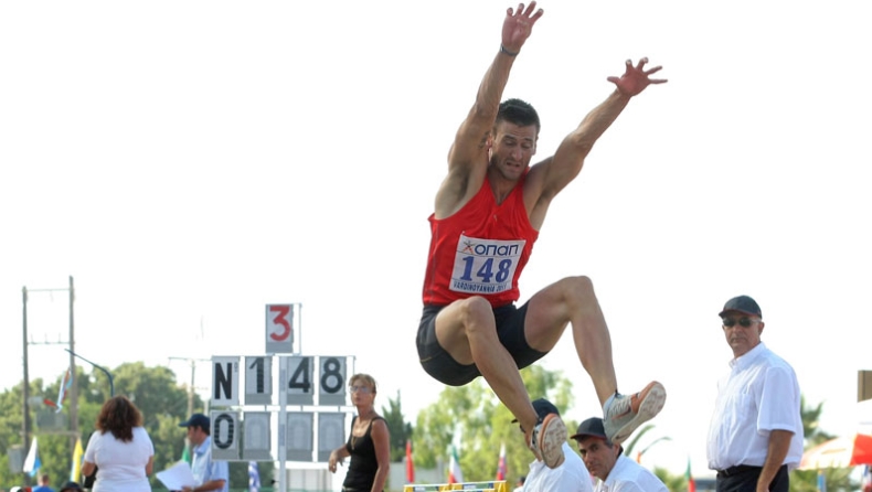 Σταθερά άλματα για τον Τσάκωνα