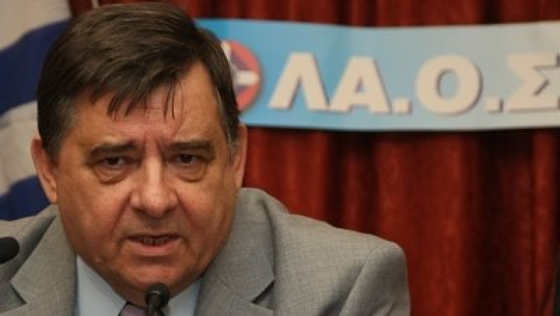 Καραταζαφέρης: Συνεχίζω μόνος μου!