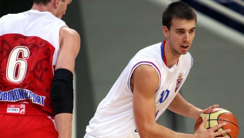 Επιμένουν για Τρίπκοβιτς οι Ισπανοί