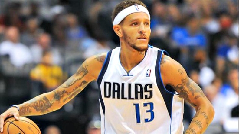 Στην έξοδο ο Γουέστ, στην είσοδο ο Κάρι