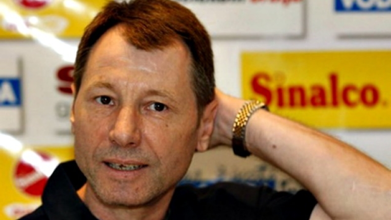 (Ξανα)έκραξε τον Τεόντοσιτς ο Σλάβνιτς!