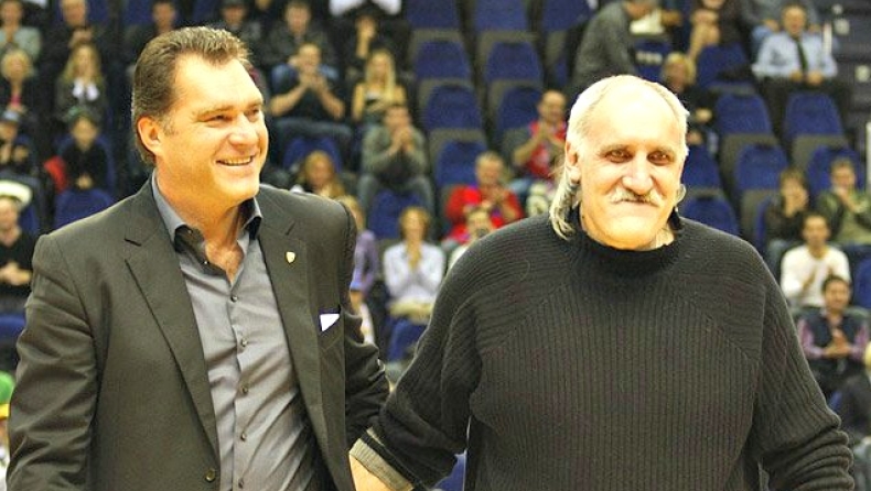 Ξανά στο παρκέ οι Σαμπόνις & Τκατσένκο