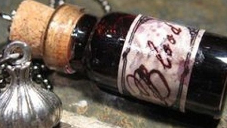 Απίστευτο: Νηπιαγωγός-βαμπίρ