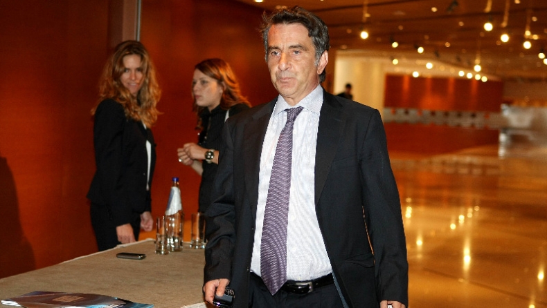 Αποχωρεί ο Βεκρής