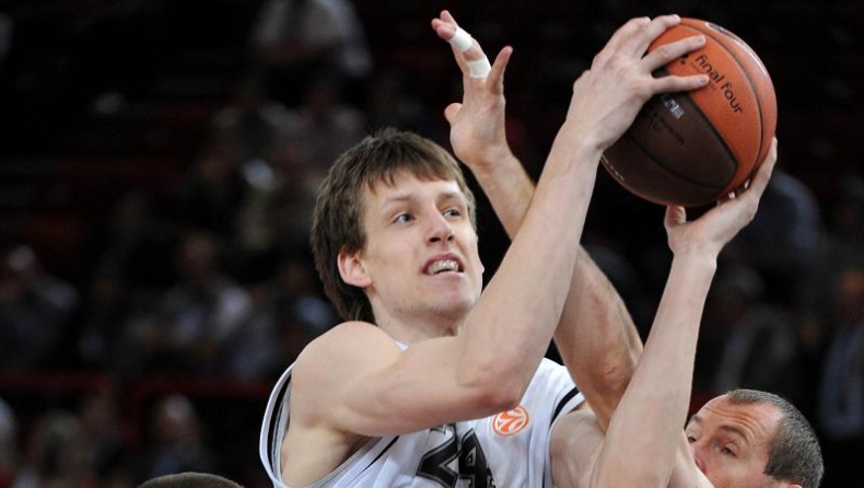 Επιστρέφει στην Παρτιζάν ο Βέσελι