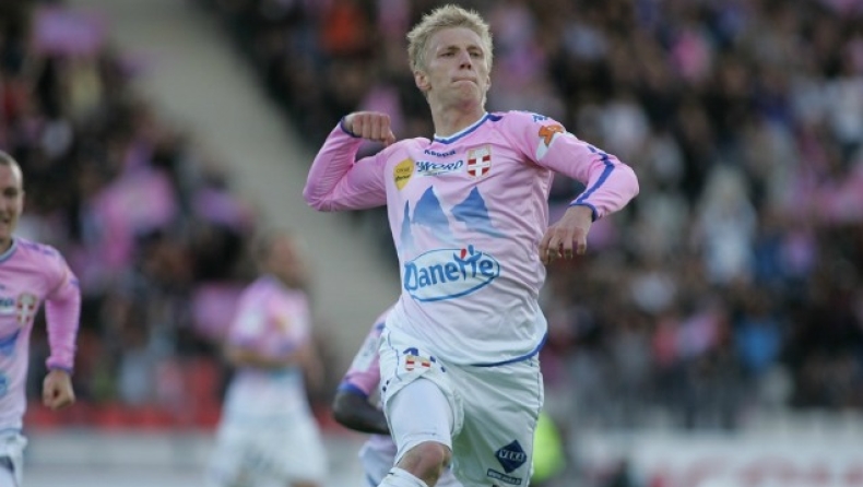 Μένει... Εβιάν ο Βας