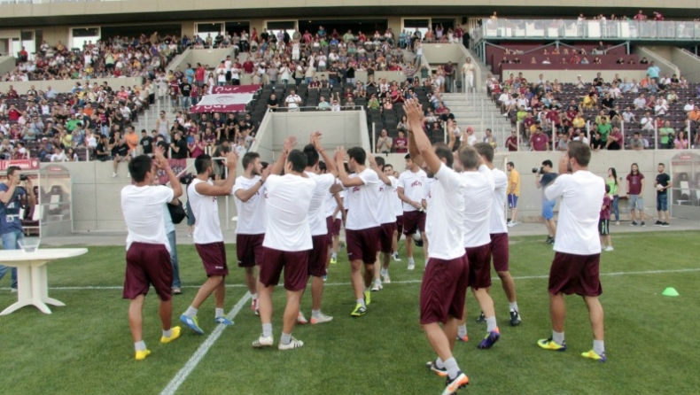 Πρώτη με κόσμο για ΑΕΛ