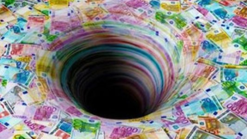 Καλπάζει το χρέος