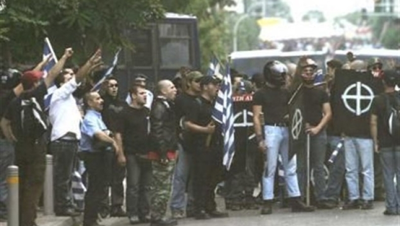 Απειλεί με... φόνο η Χρυσή Αυγή!