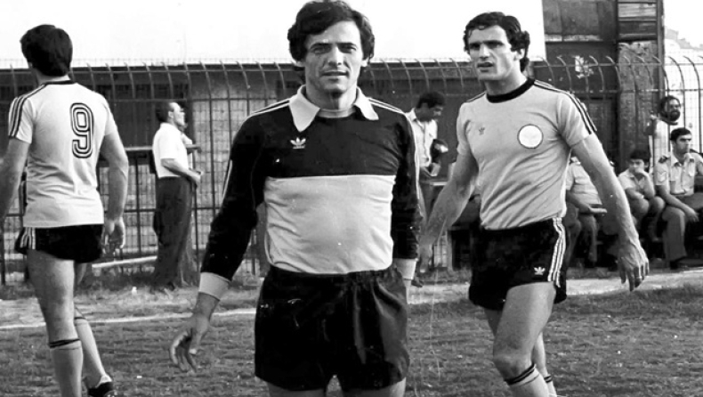 «Μετριότητες και... παλαίμαχοι»