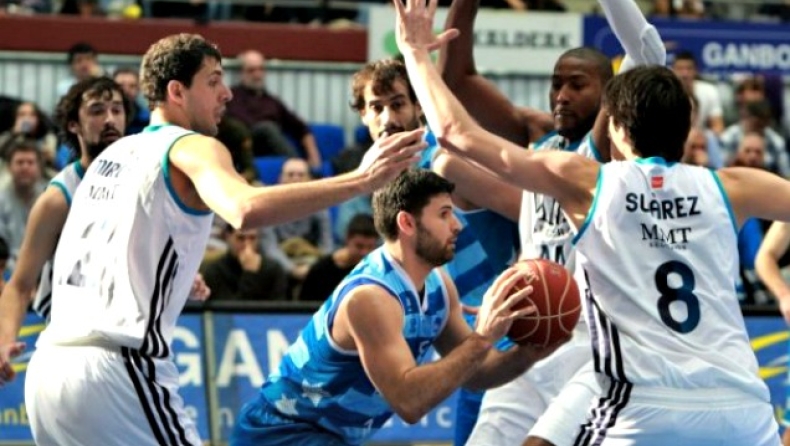 «Αντίο» στο 2012 ως ο Παπαμακάριος