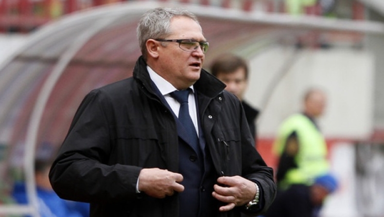 Αλλαγή πλεύσης από Ανζί!