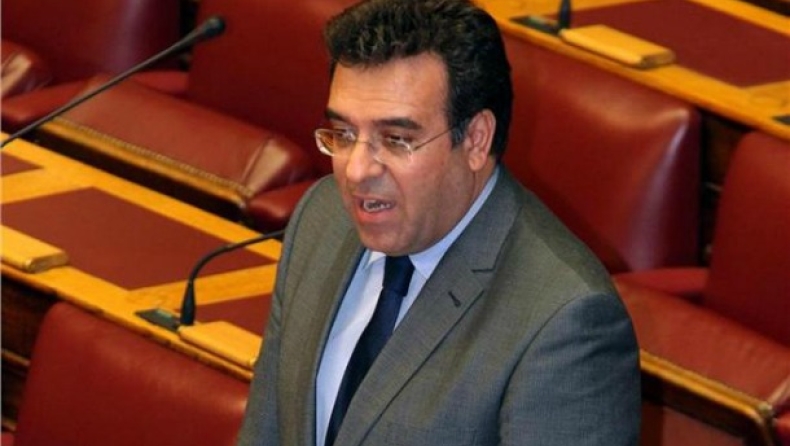 Αστυνομικός στην Κάρπαθο προπηλάκισε βουλευτή της Ν.Δ.