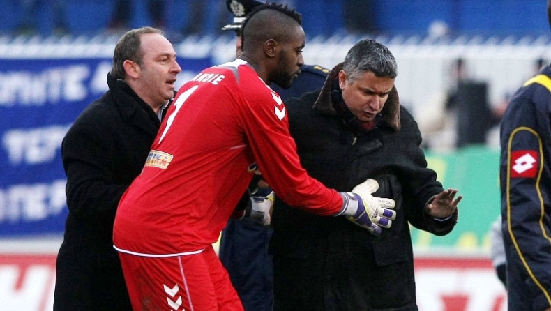 Σπανός: «Υπόδειγμα ποδοσφαιριστή ο Ιτάνζ»