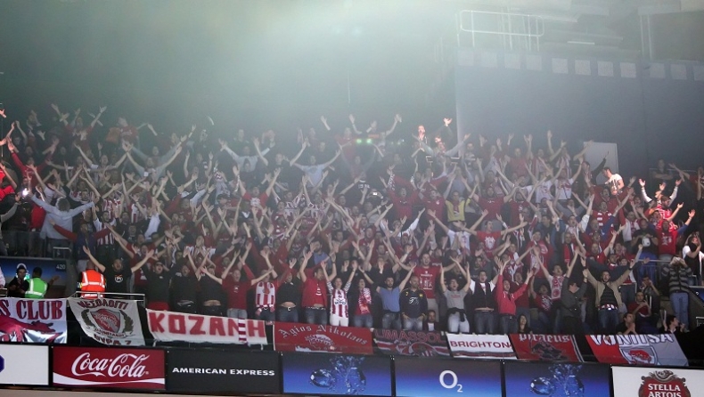 «Ερυθρόλευκη» η The O2 Arena (vids)