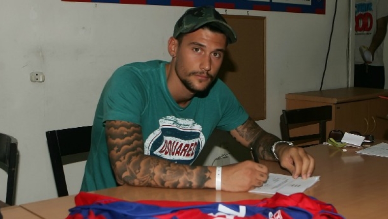 Στην «Πλατεία» μέχρι το 2016 ο Παντίδος