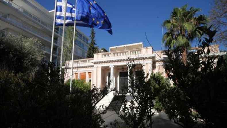 Σκληρό παζάρι για τον αριθμό των υπαλλήλων που θα απολυθούν