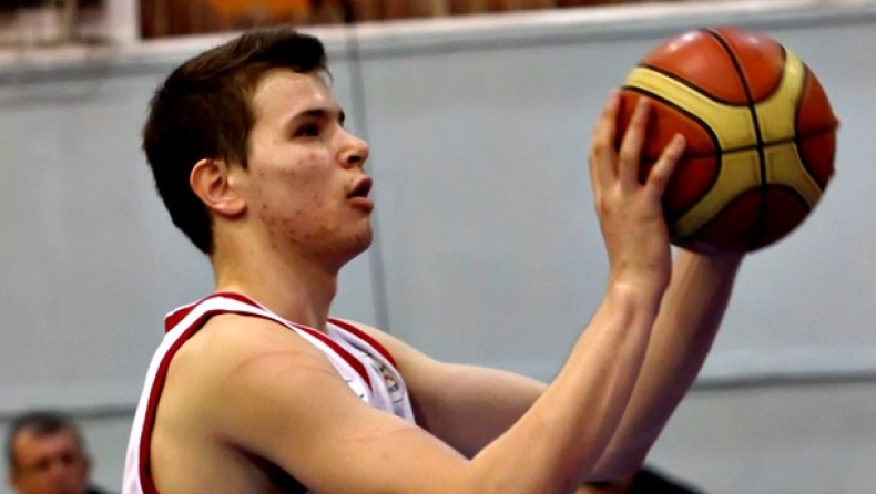 Αγραβάνης: «Μεγάλη και σημαντική εμπειρία»